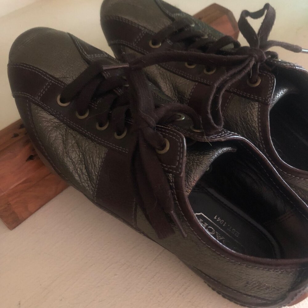 Women's Coach Leather Janae Sneakers Shoe Size 8M